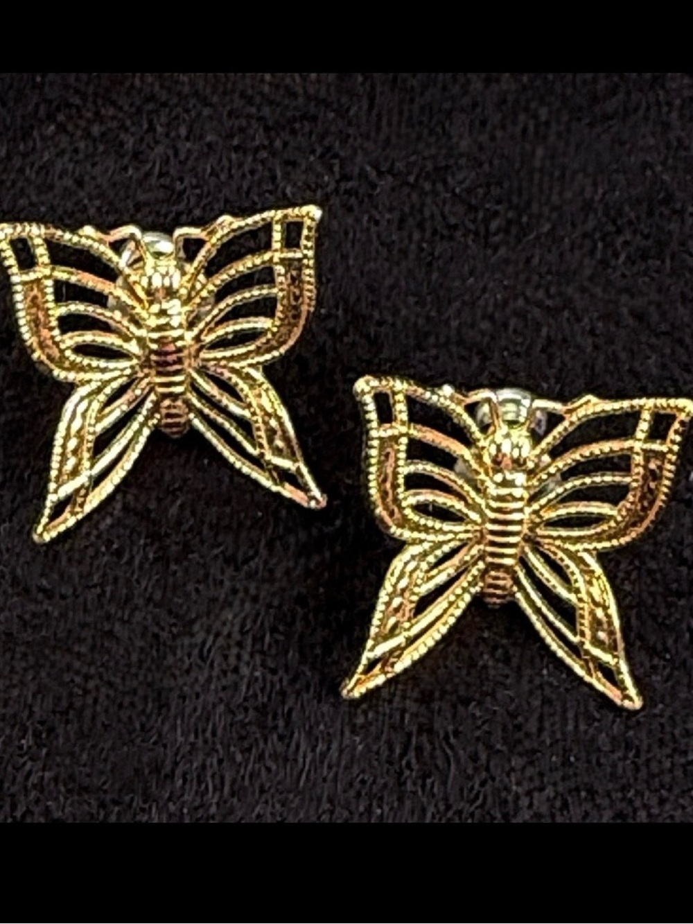 Gorgeous, lightweight, aged goldtone, 3D butterfly pierced earrings